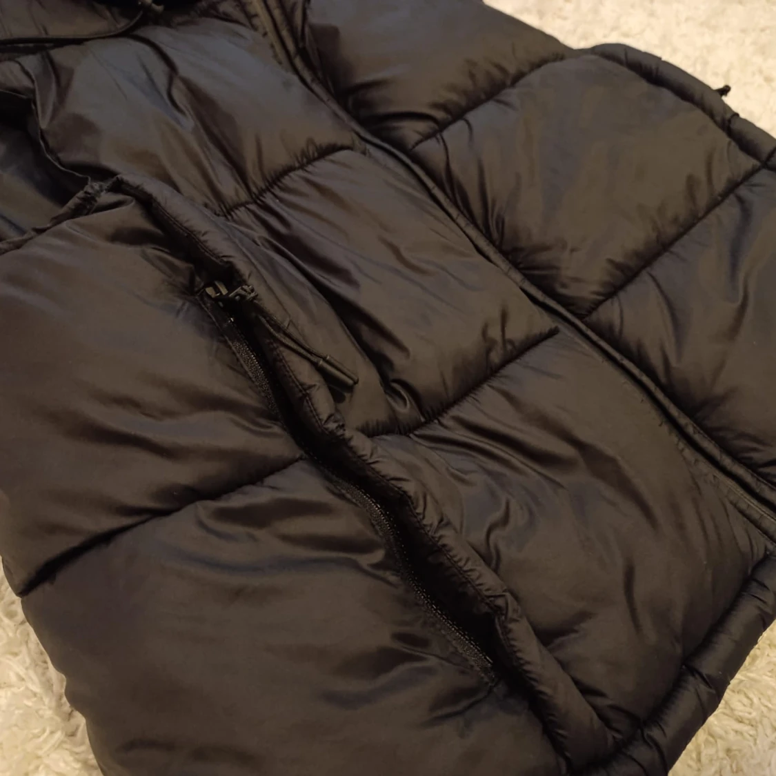 Svart dunväst från Zara - 3