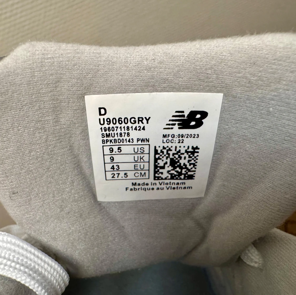 New Balance 9060 - 3