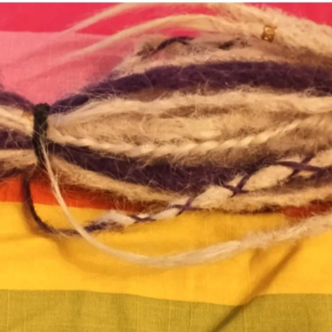 Beige och lila halsduk - 1