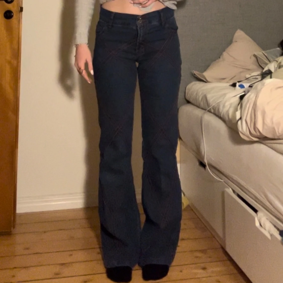 Blå bootcut jeans