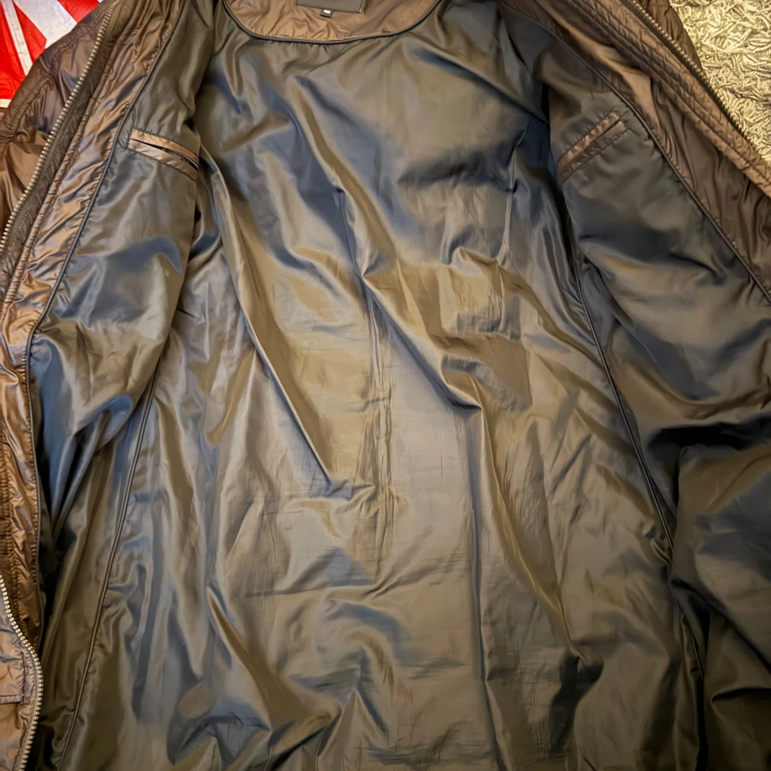 Brun dunjacka med pälskrage - 91