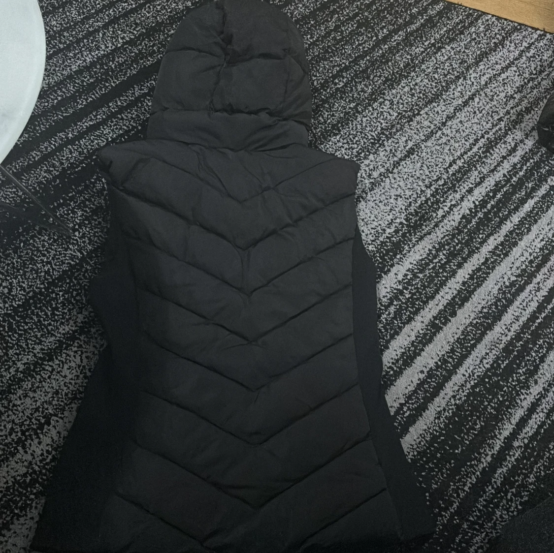 Svart dunväst från Zara - 90