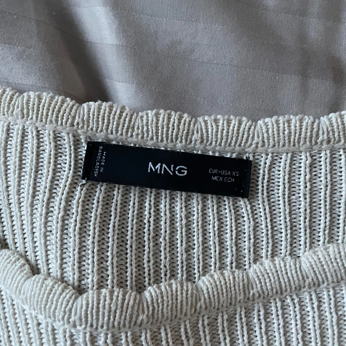 Mango tröja i storlek xs  - 90