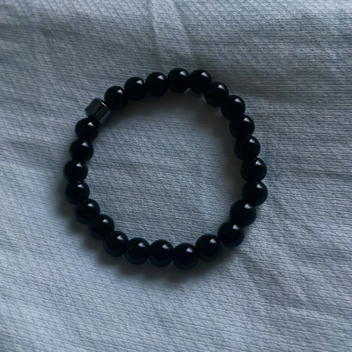 Svart pärlarmband - 90