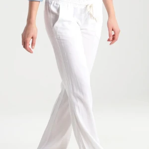 roxy oceanside linen pants - roxy oceanside linen pants size m but it is small they are very cute used for only one time because too small for me🤍