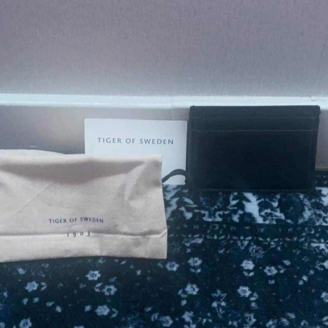 Tiger of Sweden korthållare - 91