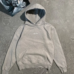 Ama Studios Hoodie - Ama studios hoodie i stlrk M