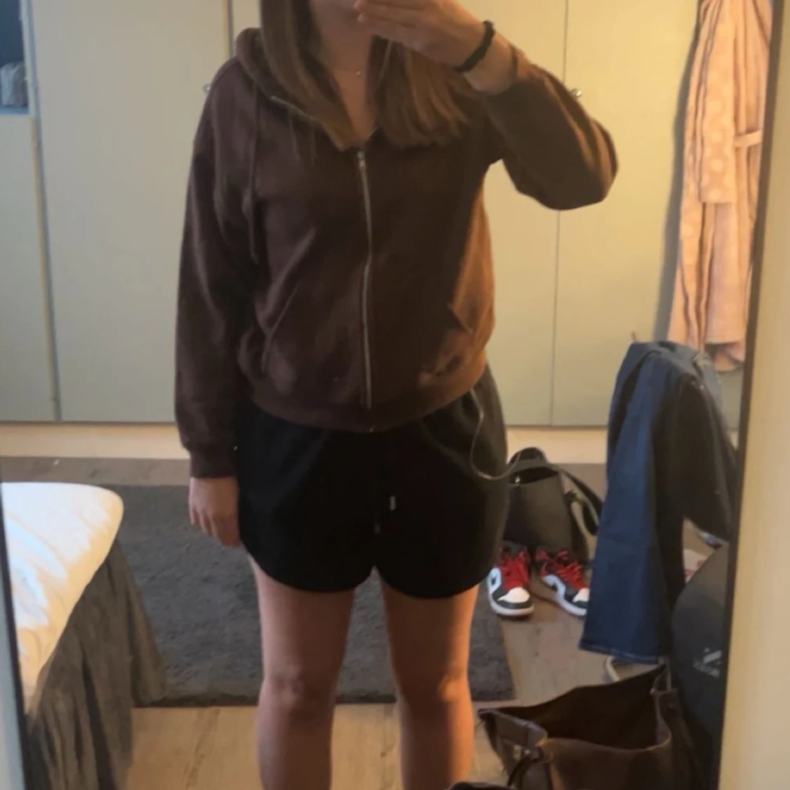 Brun hoodie med dragkedja - 90