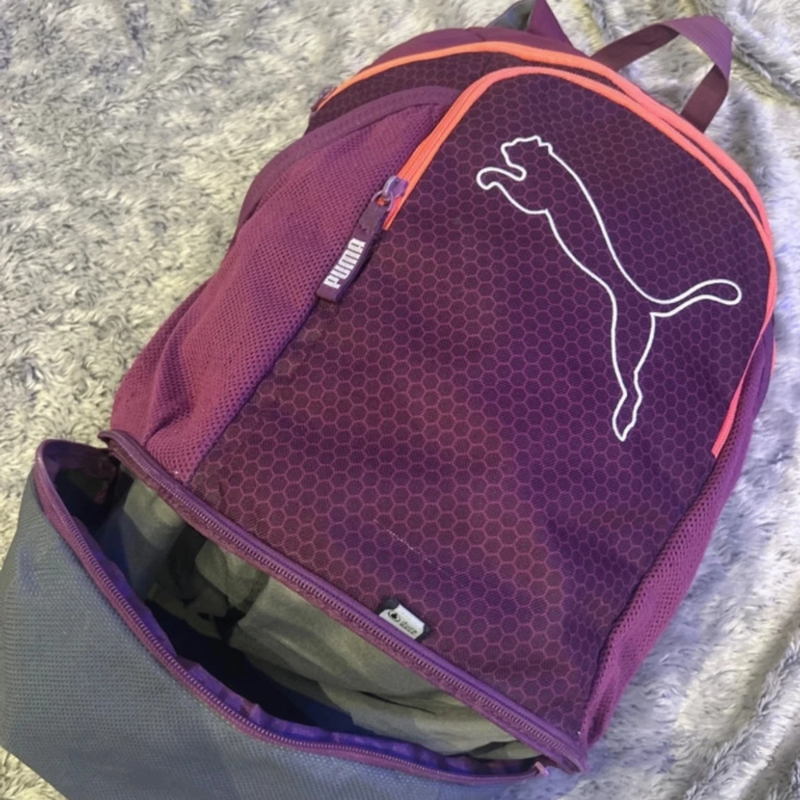 Lila Puma ryggsäck  - 90