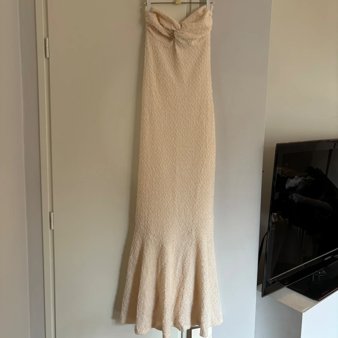 Oanvänd Maxiklänning från Adoore - 90