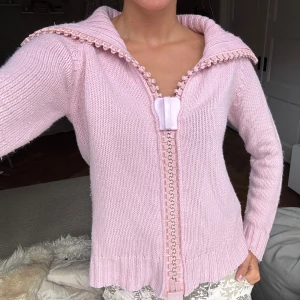 Cool kofta  - Säljer denna såå coola kofta💖💖