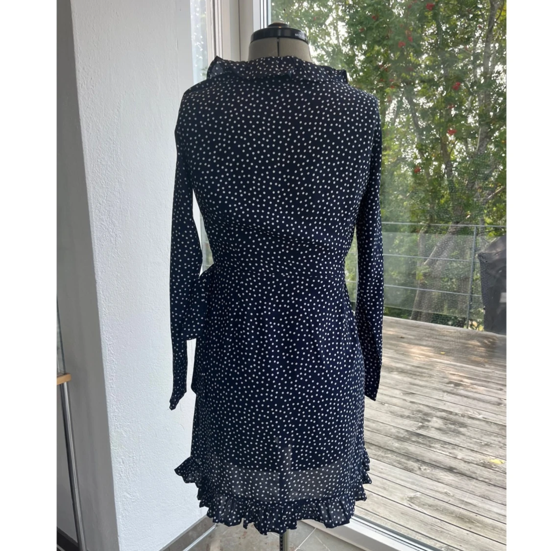 Blå prickig klänning - 90