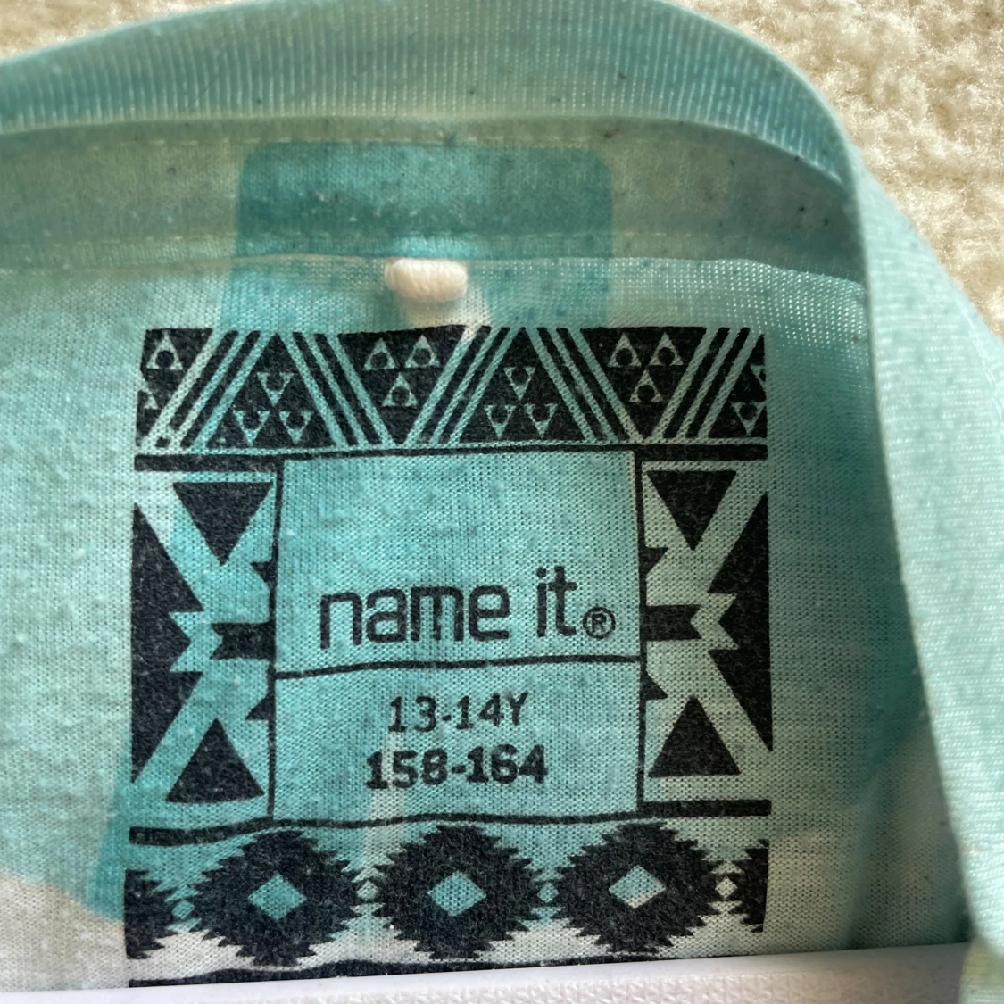 Blå t-shirt med palmtryck från Name It - 2