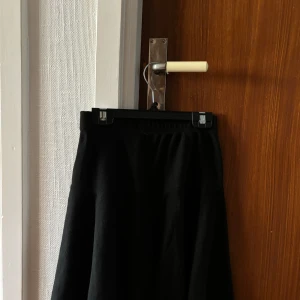 Svart kjol  - Bra skick. 