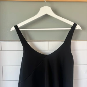 säljer detta fina linne  - Andvänd några ggr men inte sliten 