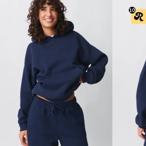 Mjukis sett - Säljer nu detta Gina sättet då det inte kmr till användning, byxorna är i S och hoodien i M