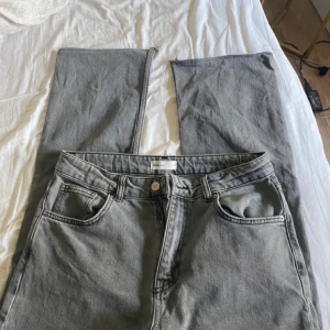 Gina tricot jeans  - Jeans ifrån Gina tricot 