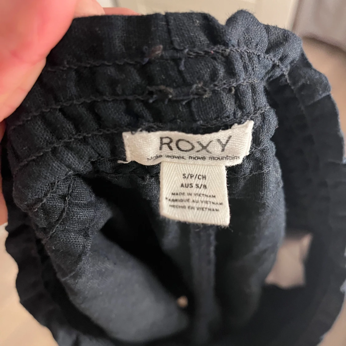 Svarta byxor från Roxy - 2