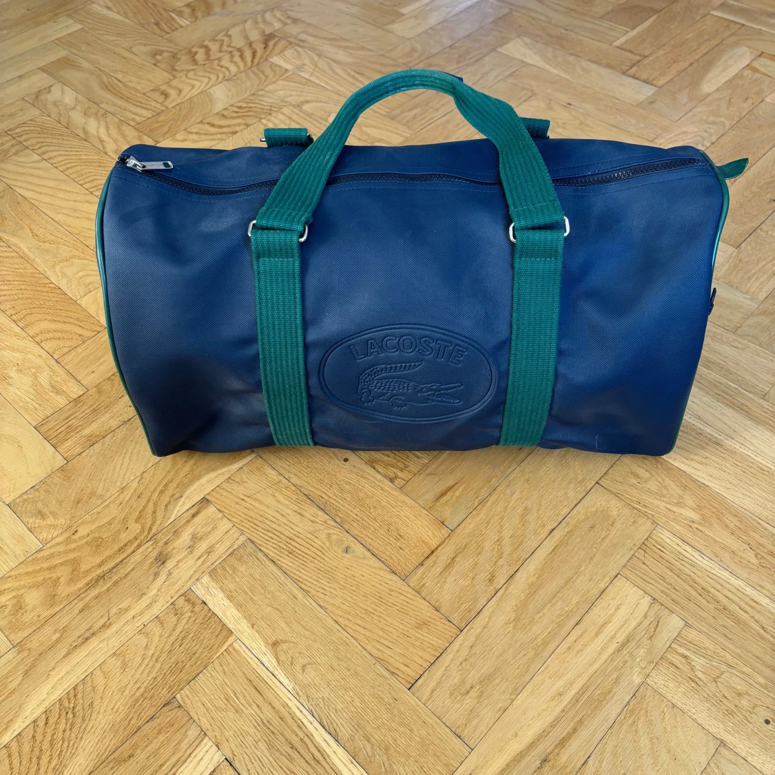 Vintage 80s Lacoste weekend bag 