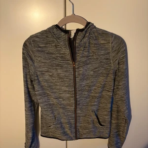 Tränings jacka! - Jättefin träningsjacka