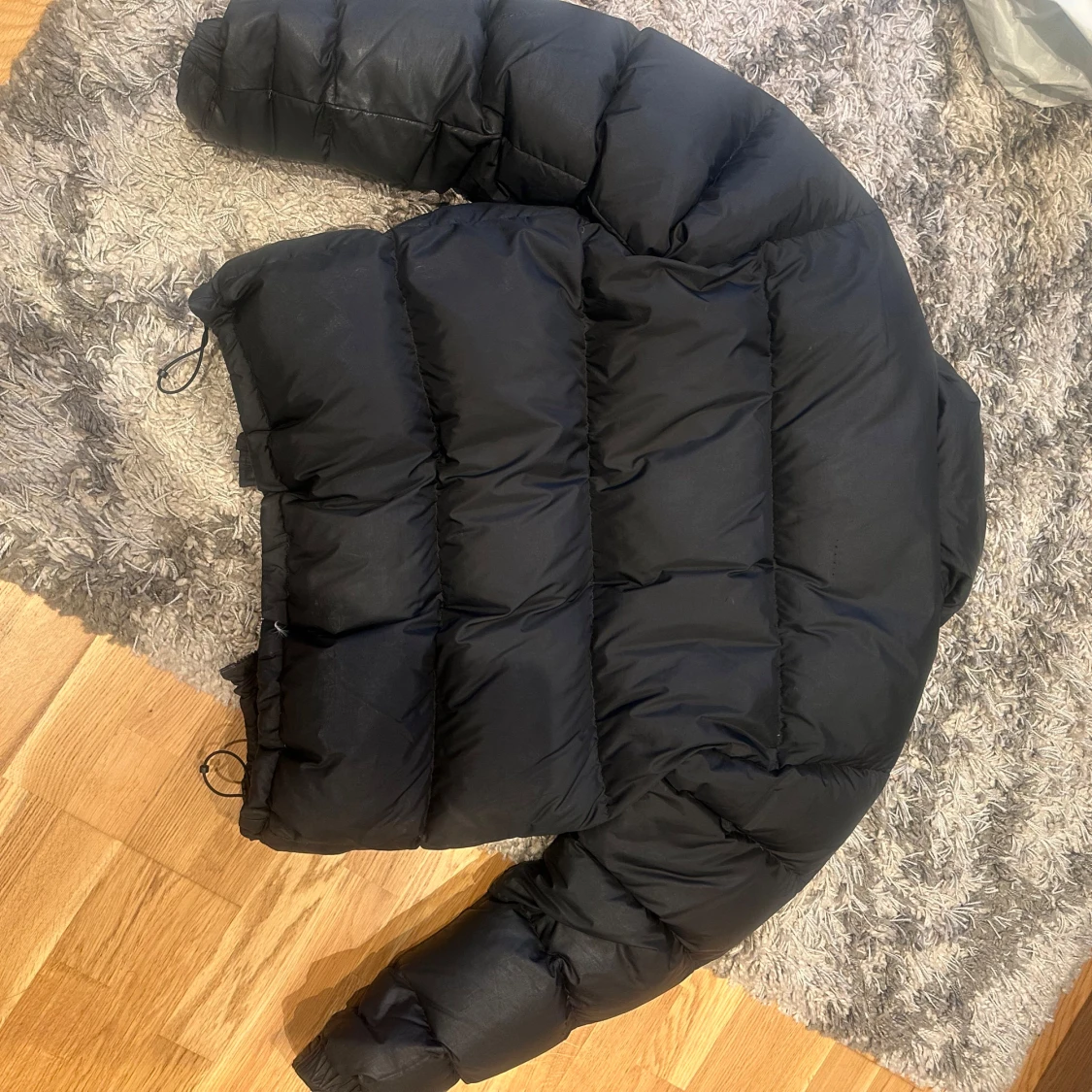 Svart dunjacka från Axel Arigato - 1