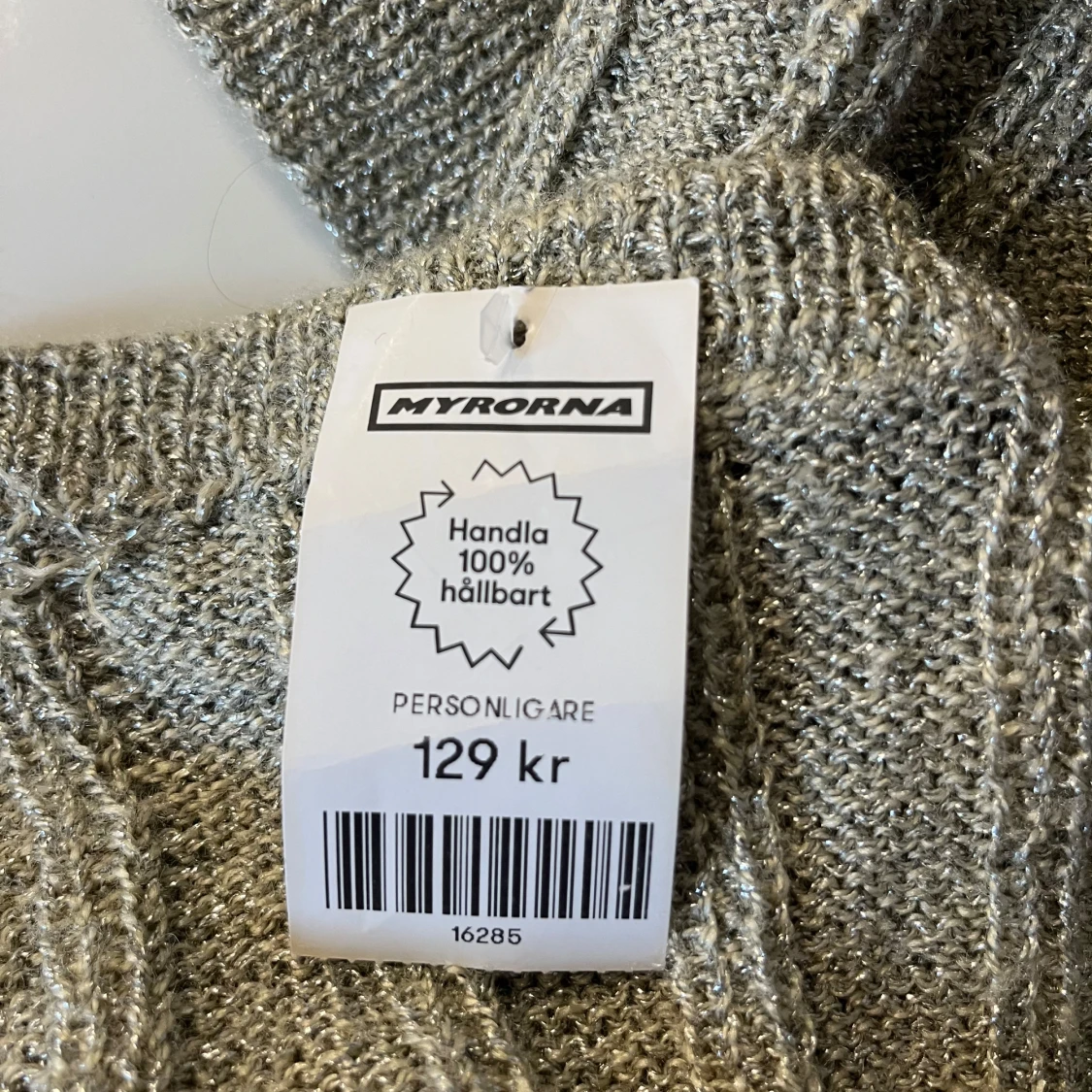 Grön/glittrig stickad topp  - 3