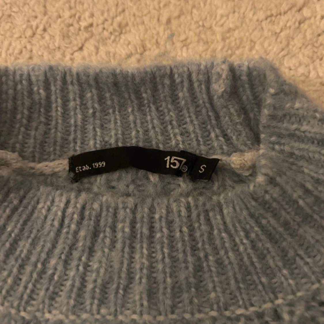 Blå stickad tröja från 157 - 1