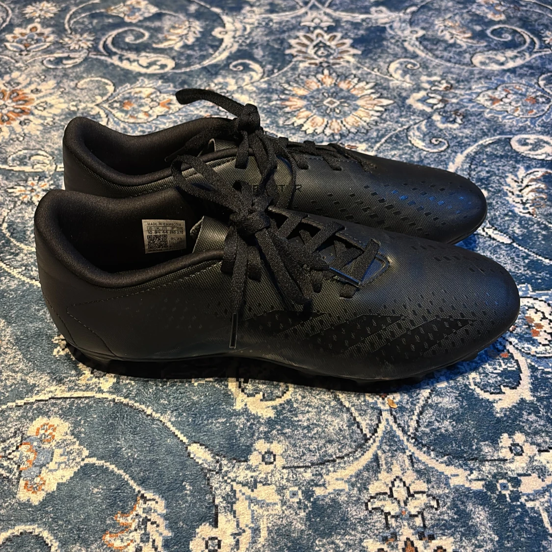 Svarta fotbollsskor från Adidas - 90