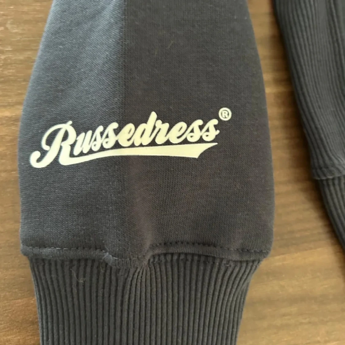 Ziphoodie från Russemerch - 90