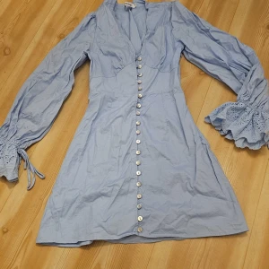 Adoore klänning - Stl xs. Fint skick. Säljes endast då den är liiite för kort för min smak