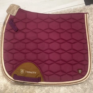 Säljer dessa schabrak - Kom med prisförslag de ligger runt 150-250kr. Tvättas innan det skickas