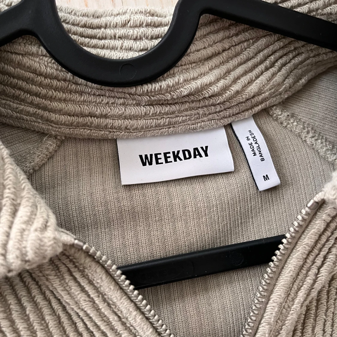 Beige manchesterjacka från Weekday - 91