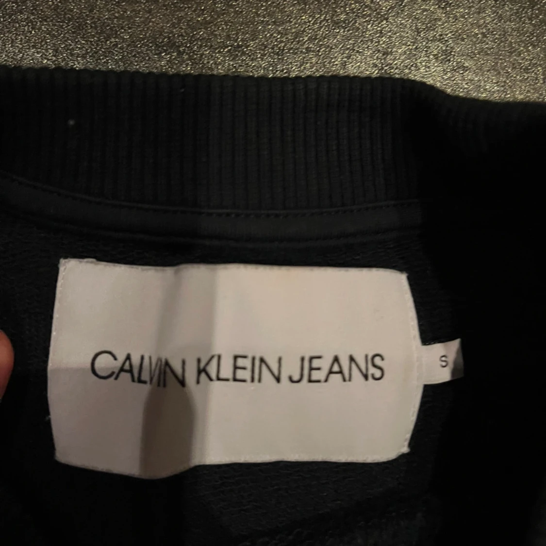 Svart sweatshirt från Calvin Klein Jeans - 90
