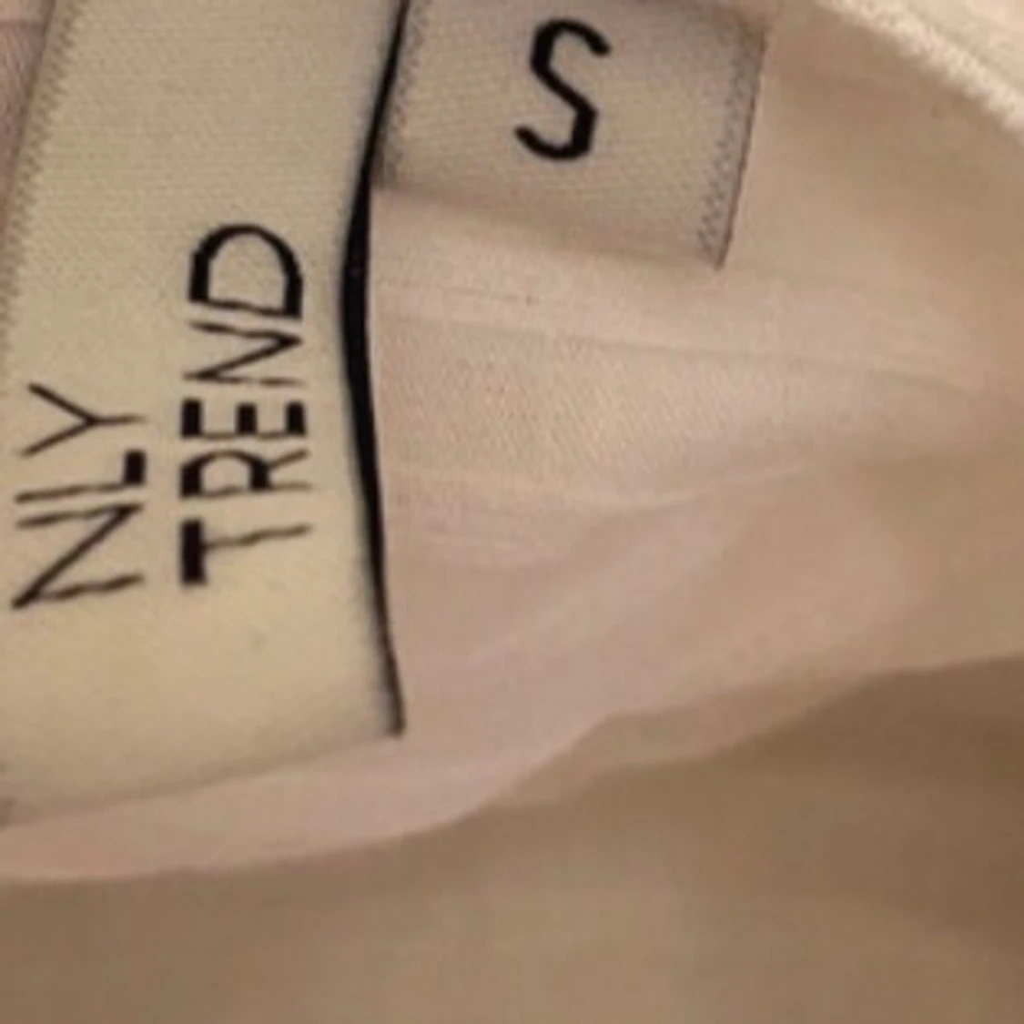 Nelly topp/tröja  - 91