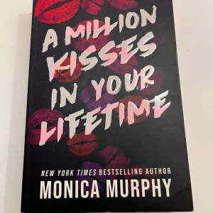 A Million Kisses in Your Lifetime - Som ny och inga slitage. Har fler böcker till salu på min profil