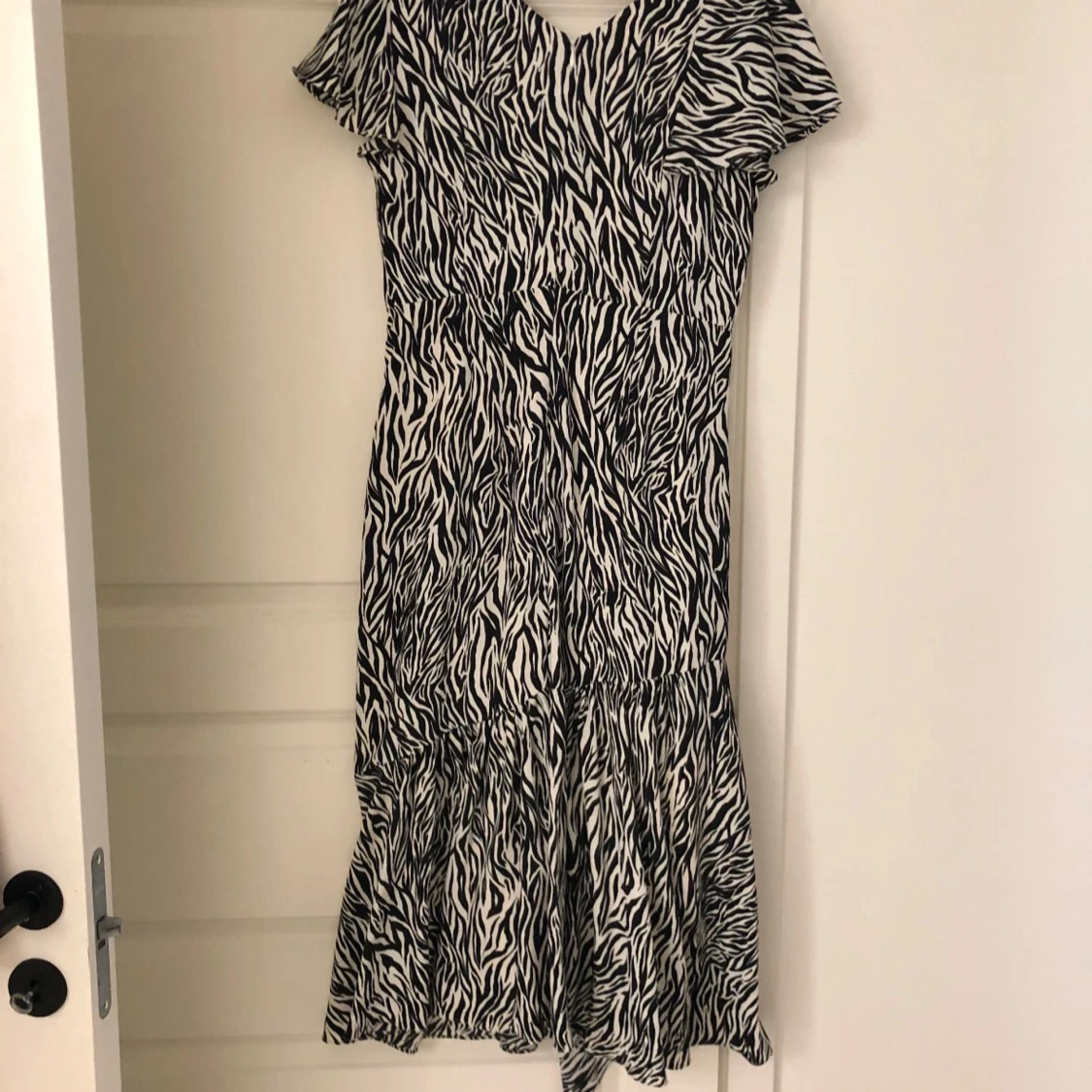Zebramönstrad klänning - 90