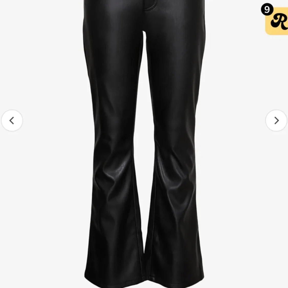 Svarta skinnbyxor med bootcut - 91