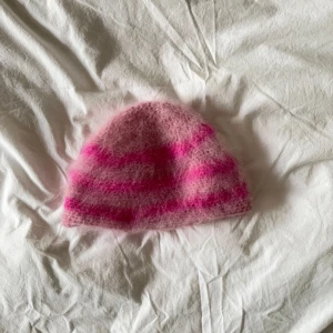 mohairbeanie - virkad av mig:)