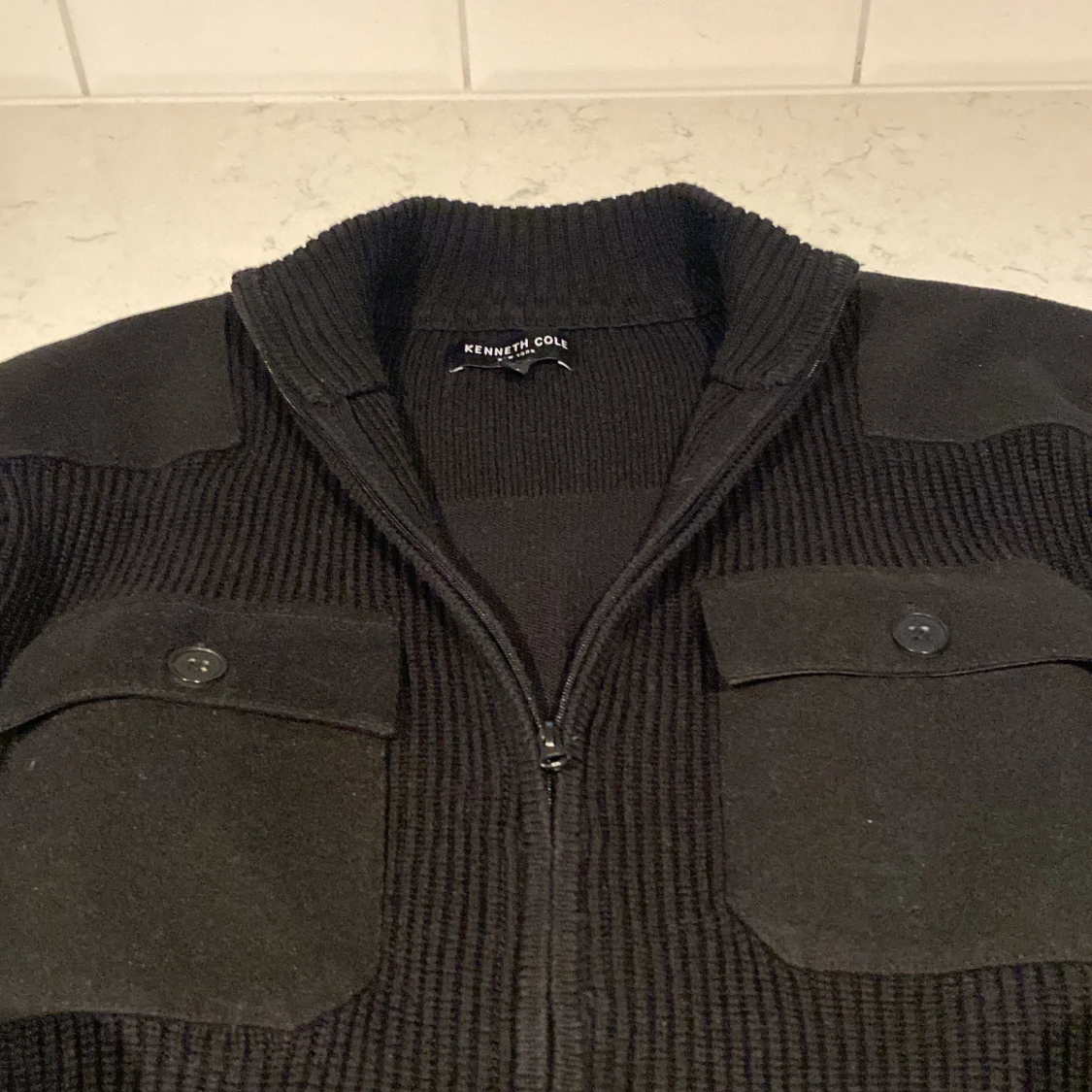 Kenneth Cole Zip