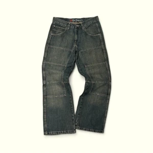 Tom Tompson Flare Jeans - Riktigt unika med en bra flare passform💯Kom dm vid fler frågor👍
