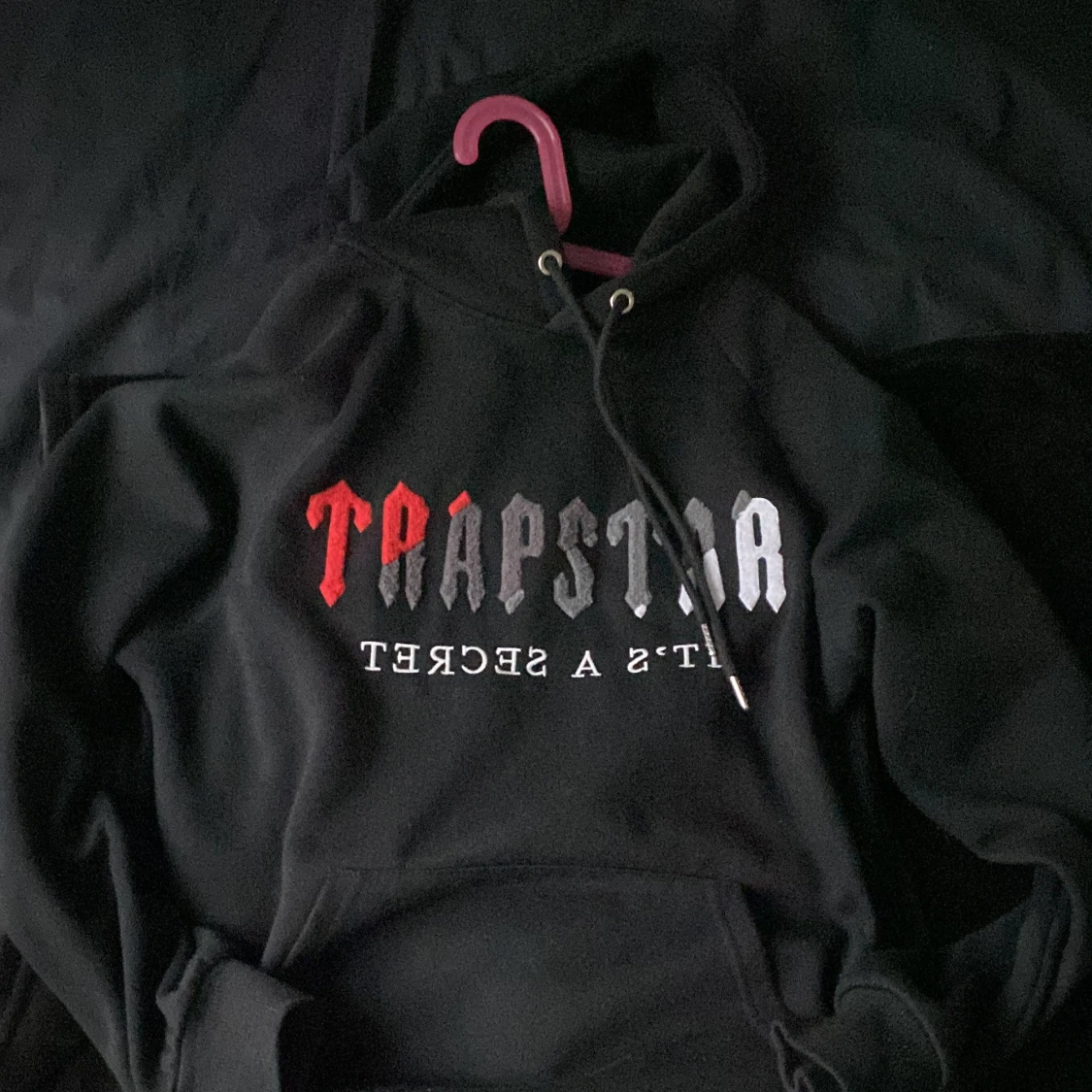 Svart hoodie från Trapstar - 1