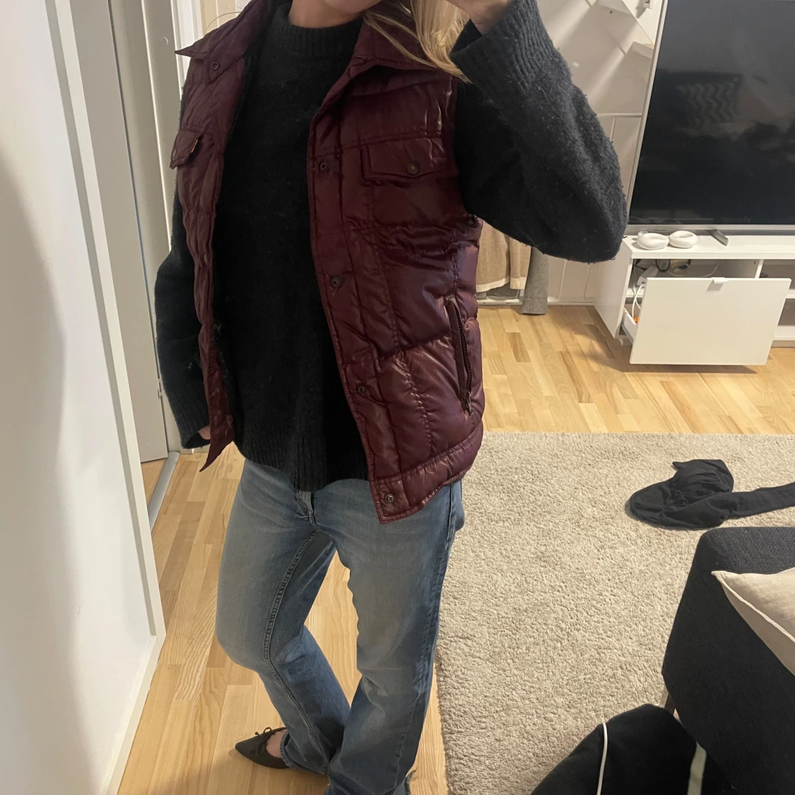 Vinröd quiltad väst - 92