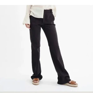 Lågmidjade kostymbyxor - Lågmidjade kostymbyxor från inwear, 1100 kr nypris. 