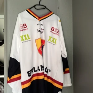 Hockey borta Djurgår’n tröja  - Djurgår’n tröja jag aldrig använt typ