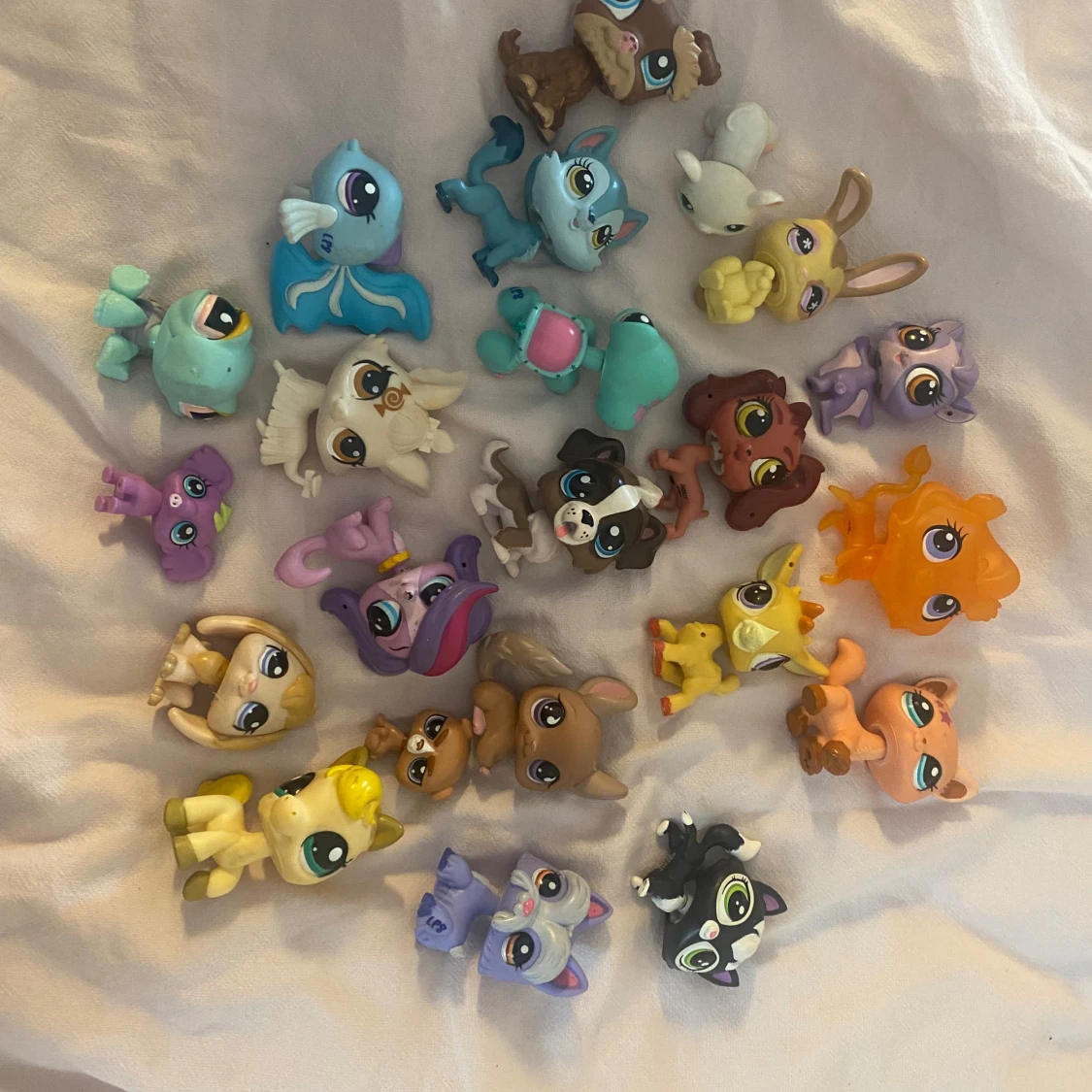Littlest pet shop 
