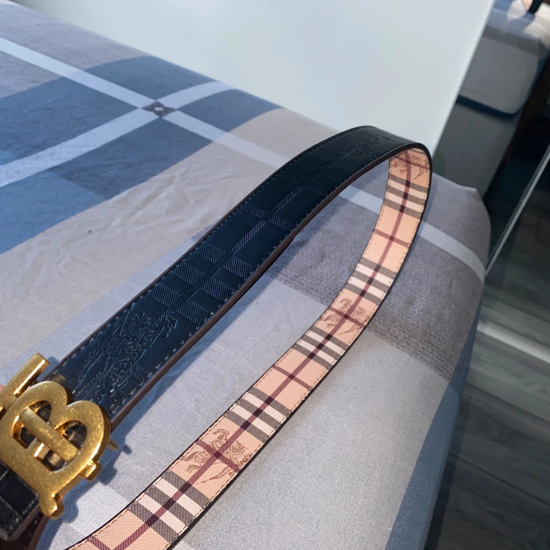 Burberry bälte  - 93