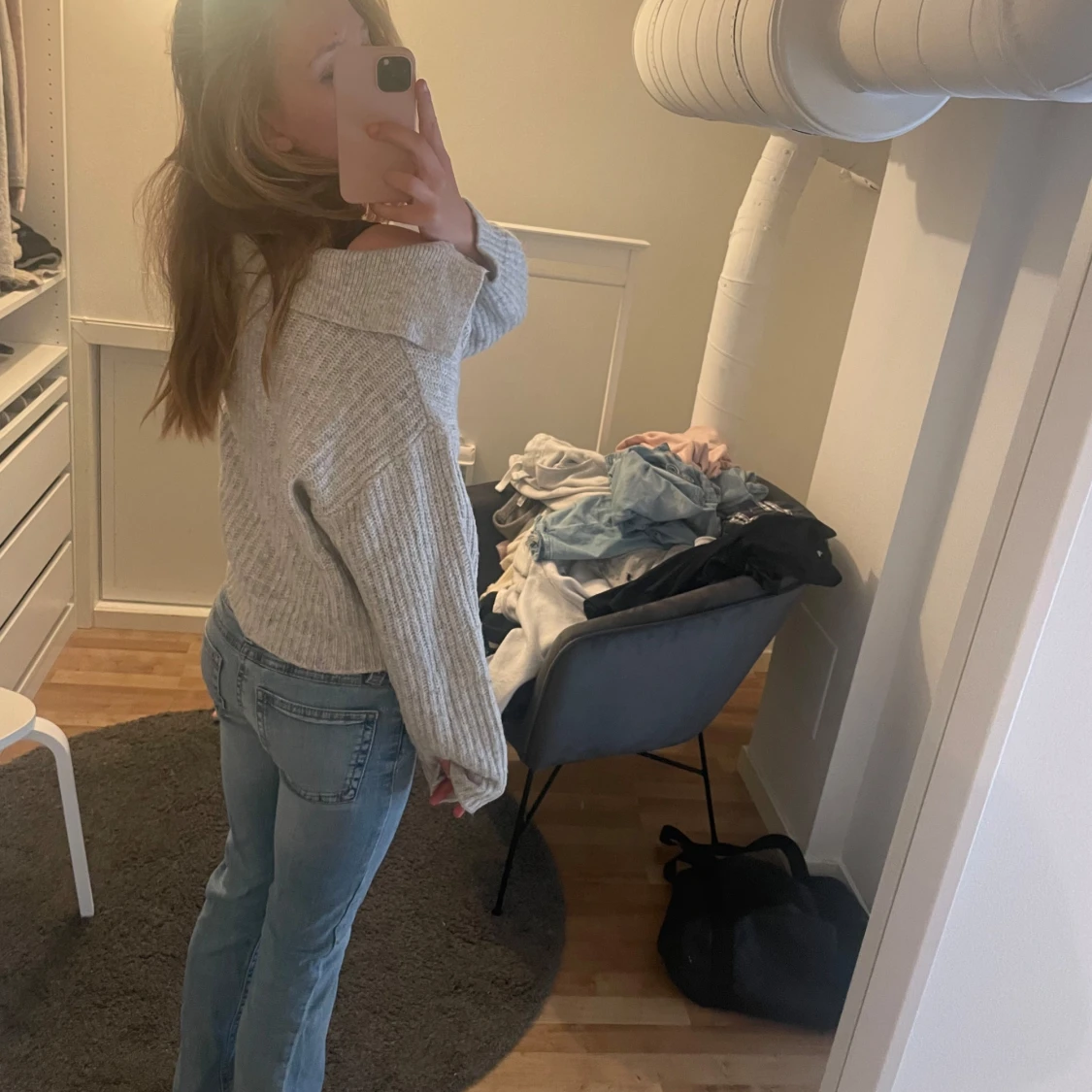 Ljusgrå stickad tröja  - 90