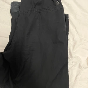 Polare skate co surf pants - Surf pants från polar i bra skicka nypris 1200kr