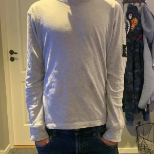 Calvin Klein tröja  - Inga konstigheter 