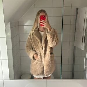 Teddy jacka - Mysig Teddy jacka!